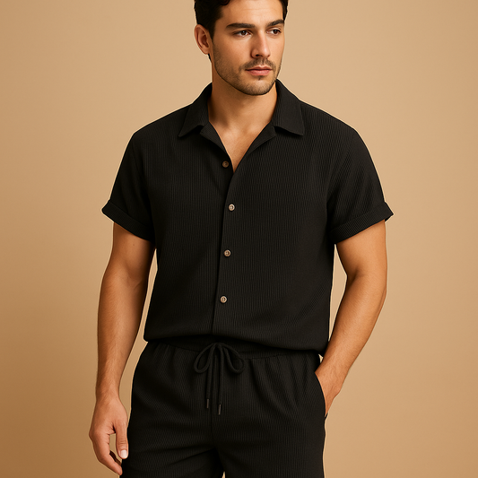 Gestreept zomersetje met overhemd en short voor heren