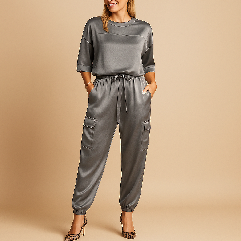 Satijnen tweedelige set met half mouw top